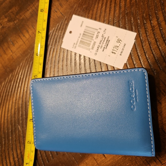 Coach Card Wallet - Picture 5 of 5